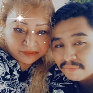 Meet your Posher, Leonor